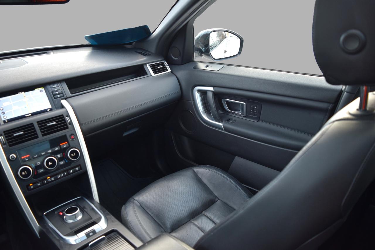 2016 Land Rover Discovery Sport 7 Passengers HSE Navigation Panoramic Roof Photo