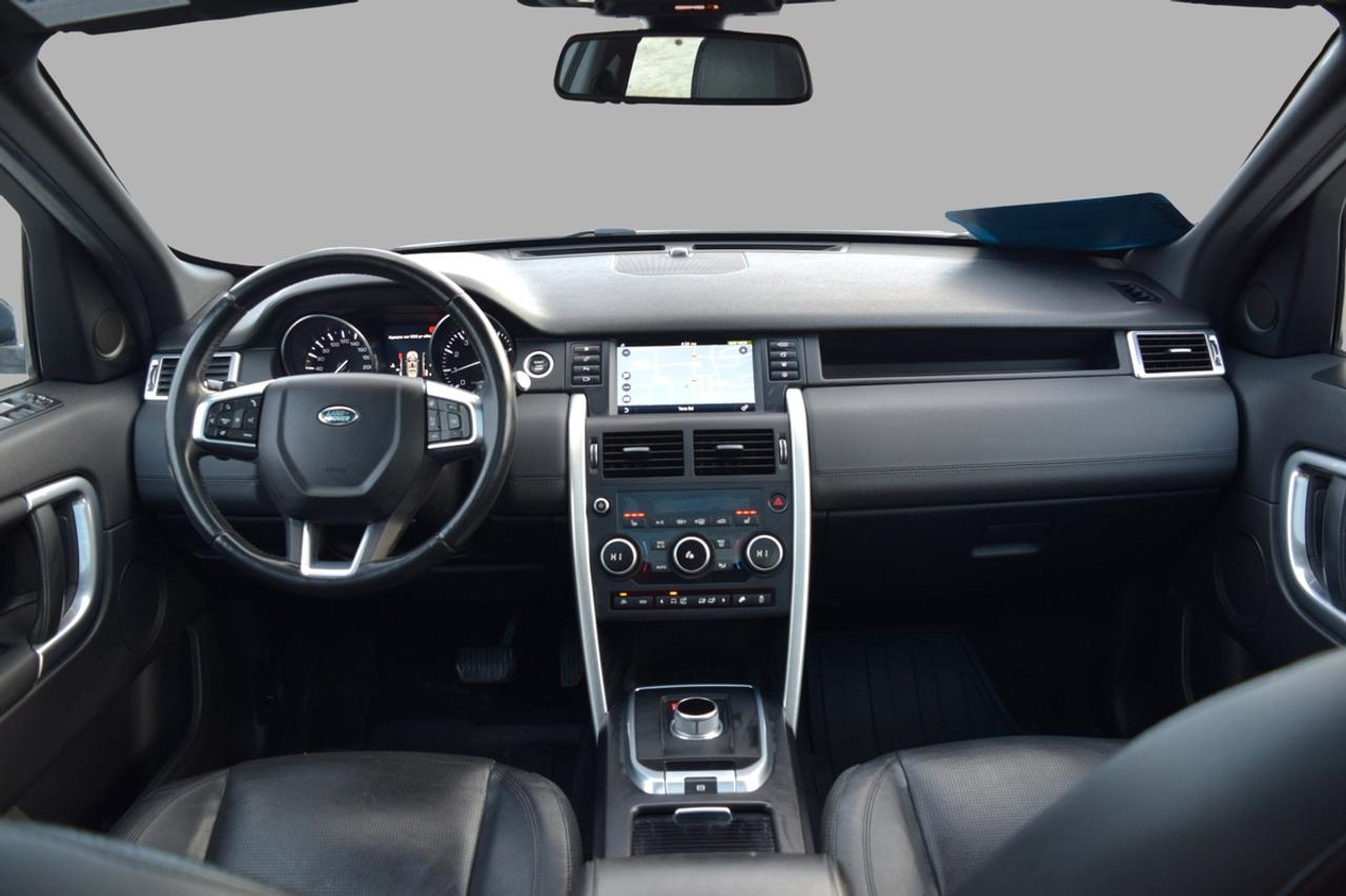 2016 Land Rover Discovery Sport 7 Passengers HSE Navigation Panoramic Roof Photo