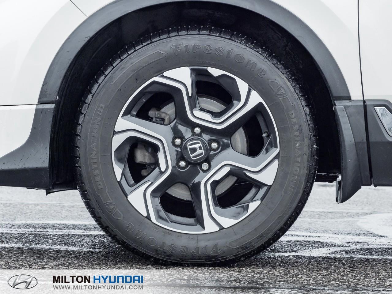 2018 Honda CR-V Touring 4dr All-wheel Drive Photo3