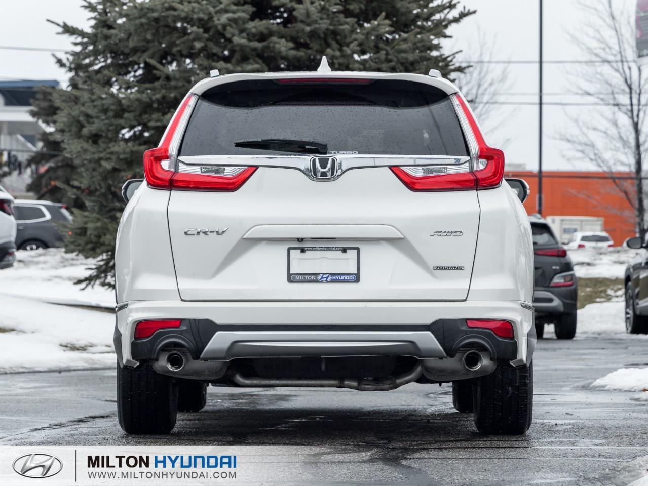 2018 Honda CR-V Touring 4dr All-wheel Drive Photo