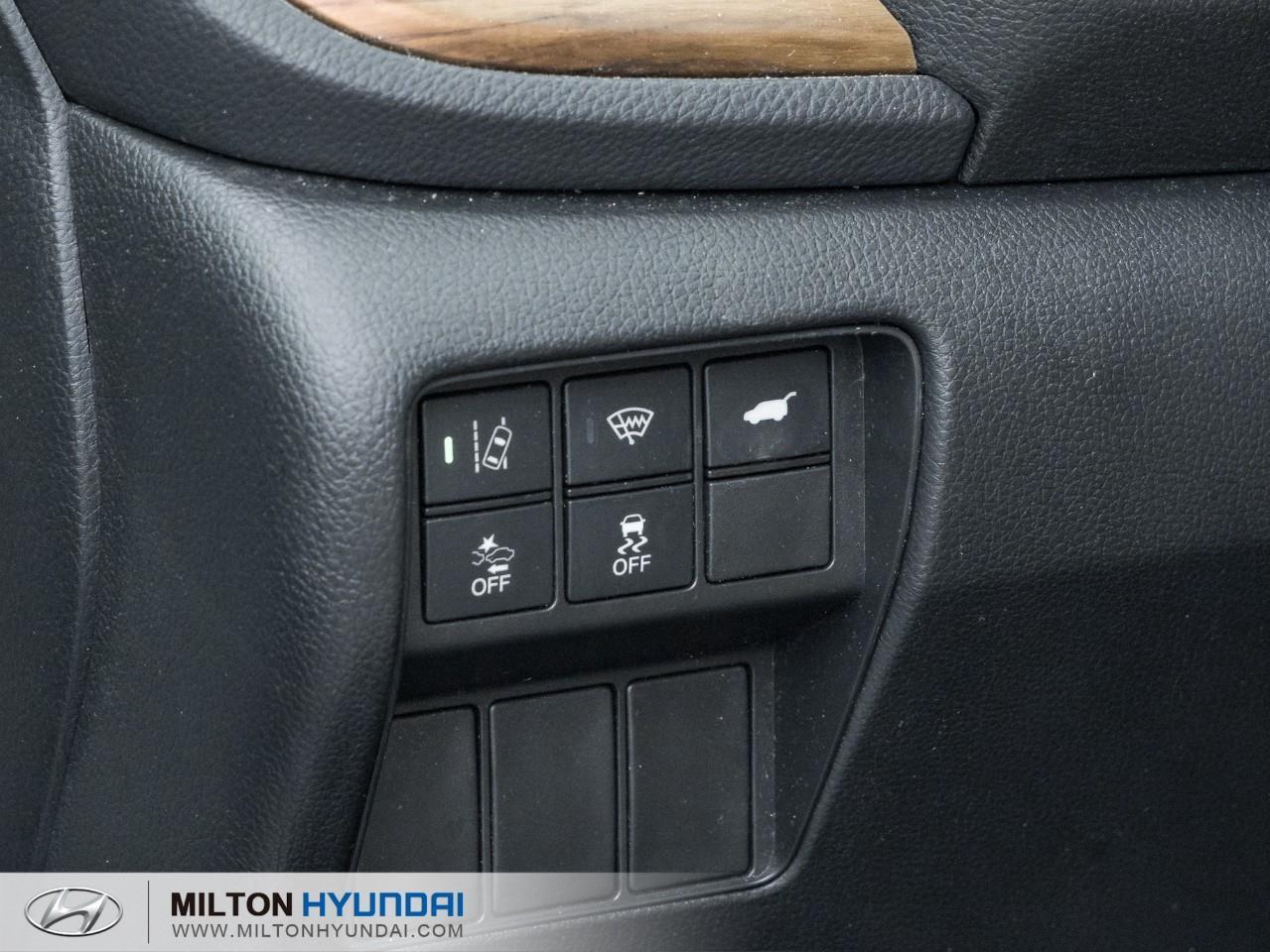 2018 Honda CR-V Touring 4dr All-wheel Drive Photo