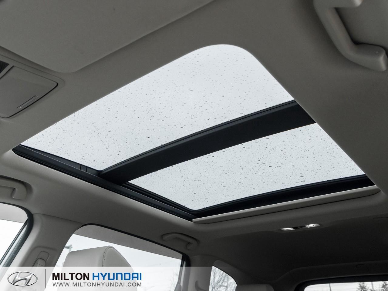 2018 Honda CR-V Touring 4dr All-wheel Drive Photo