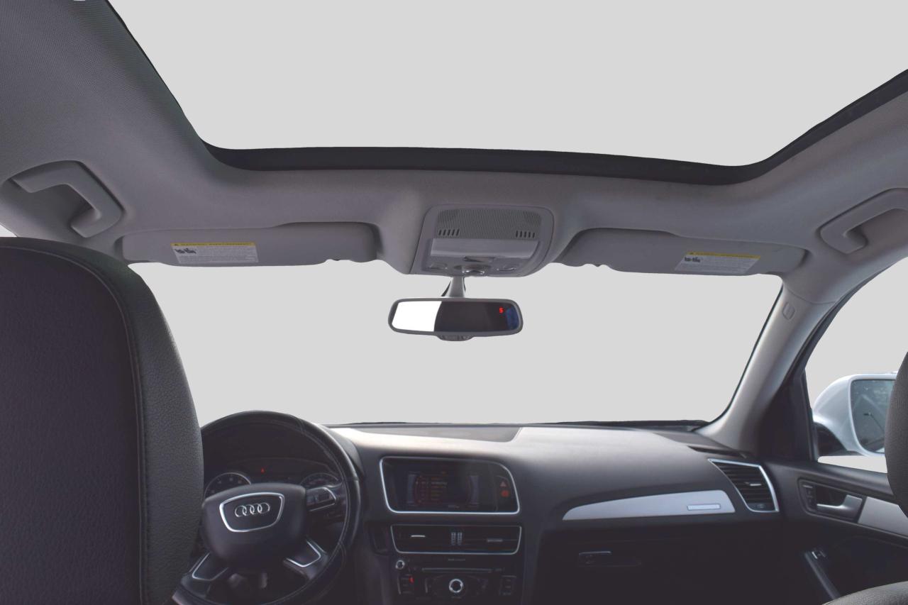 2017 Audi Q5 Komfort AWD Panoramic Sunroof Photo