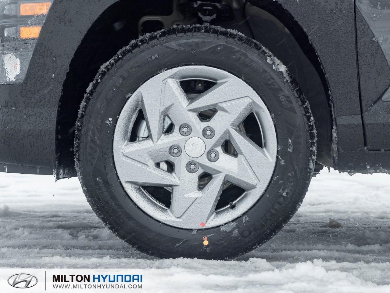 2026 Hyundai KONA 2.0L Essential 4dr All-Wheel Drive Photo3