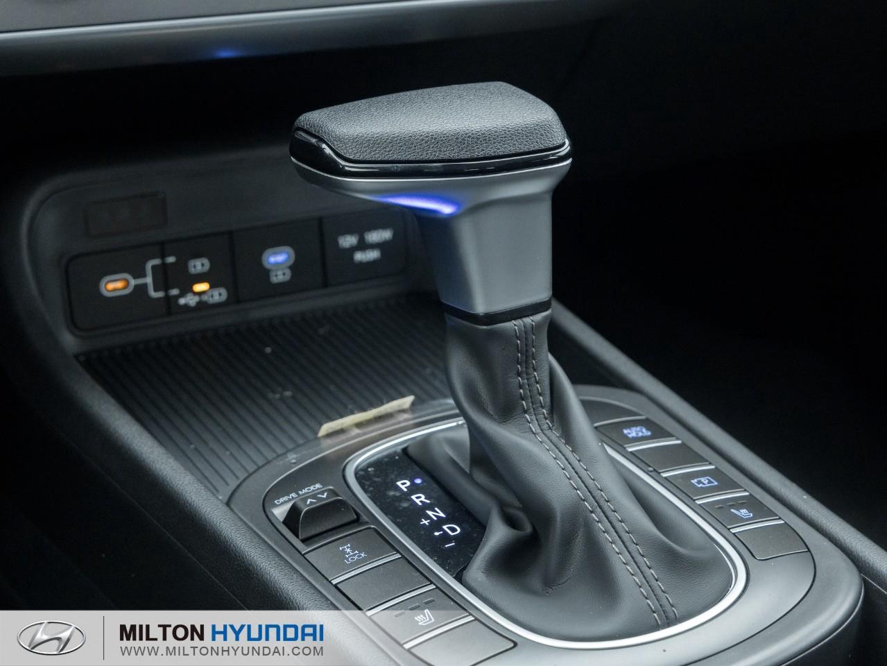 2026 Hyundai KONA 2.0L Essential 4dr All-Wheel Drive Photo