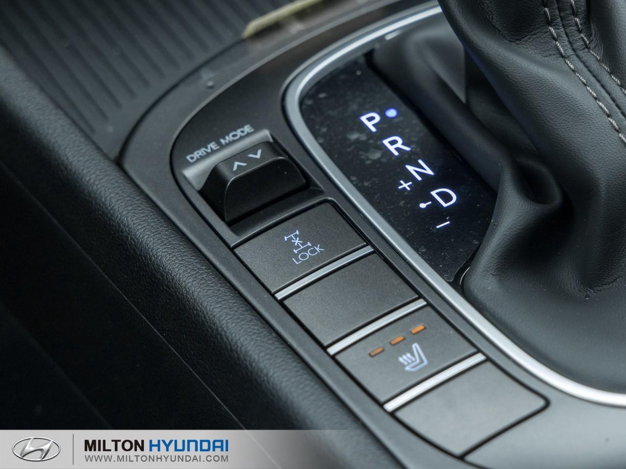 2026 Hyundai KONA 2.0L Essential 4dr All-Wheel Drive Photo