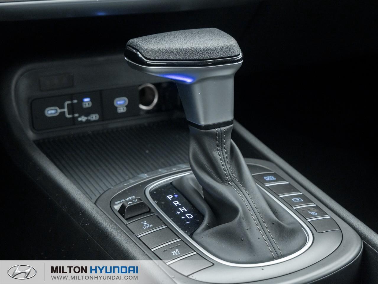 2026 Hyundai KONA 2.0L Essential 4dr All-Wheel Drive Photo