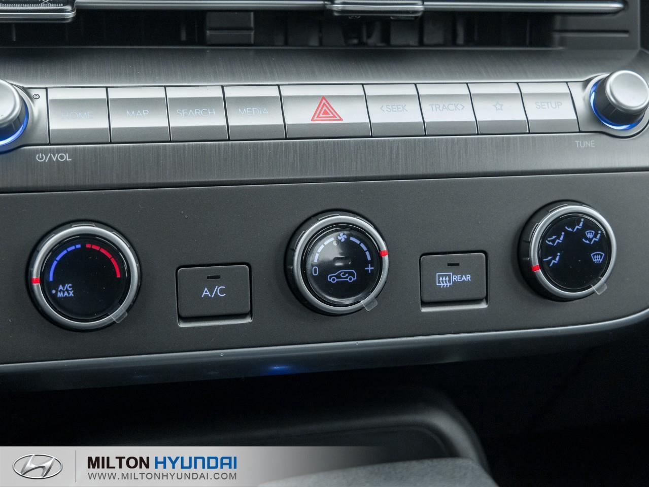 2026 Hyundai KONA 2.0L Essential 4dr All-Wheel Drive Photo