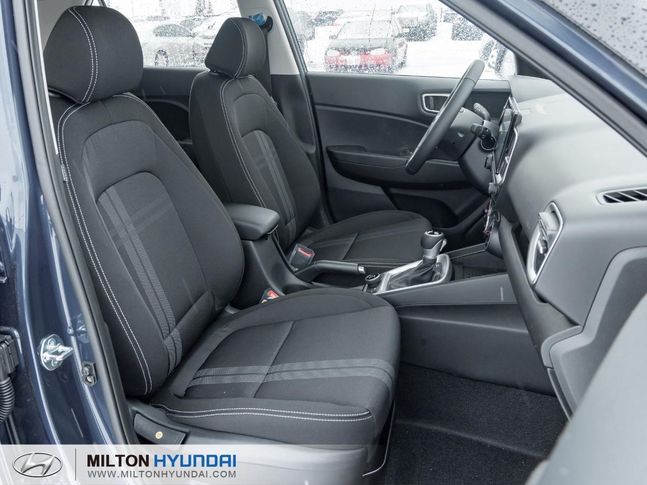 2026 Hyundai Venue Preferred w/Two-Tone 4dr Front-Wheel Drive Photo