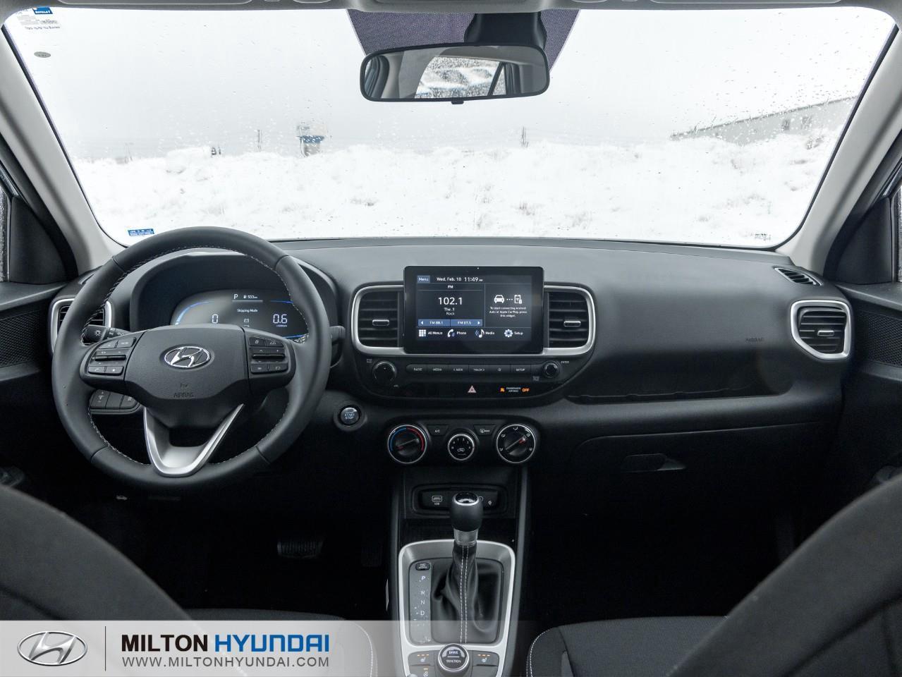 2026 Hyundai Venue Preferred w/Two-Tone 4dr Front-Wheel Drive Photo