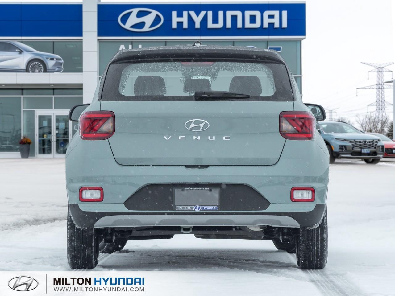 2026 Hyundai Venue Essential w/Two-Tone 4dr Front-Wheel Drive Photo