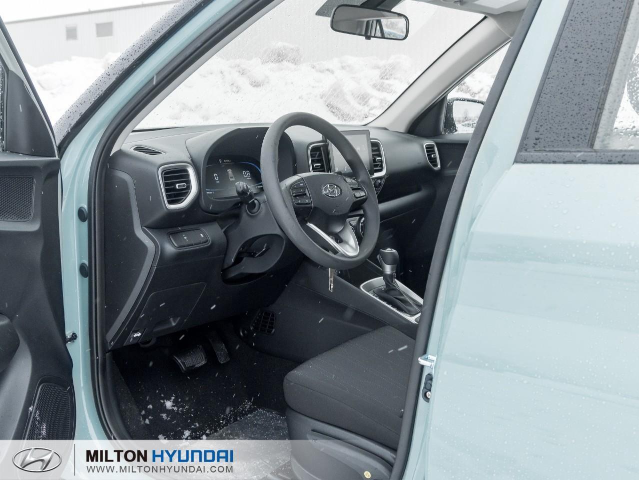 2026 Hyundai Venue Essential w/Two-Tone 4dr Front-Wheel Drive Photo