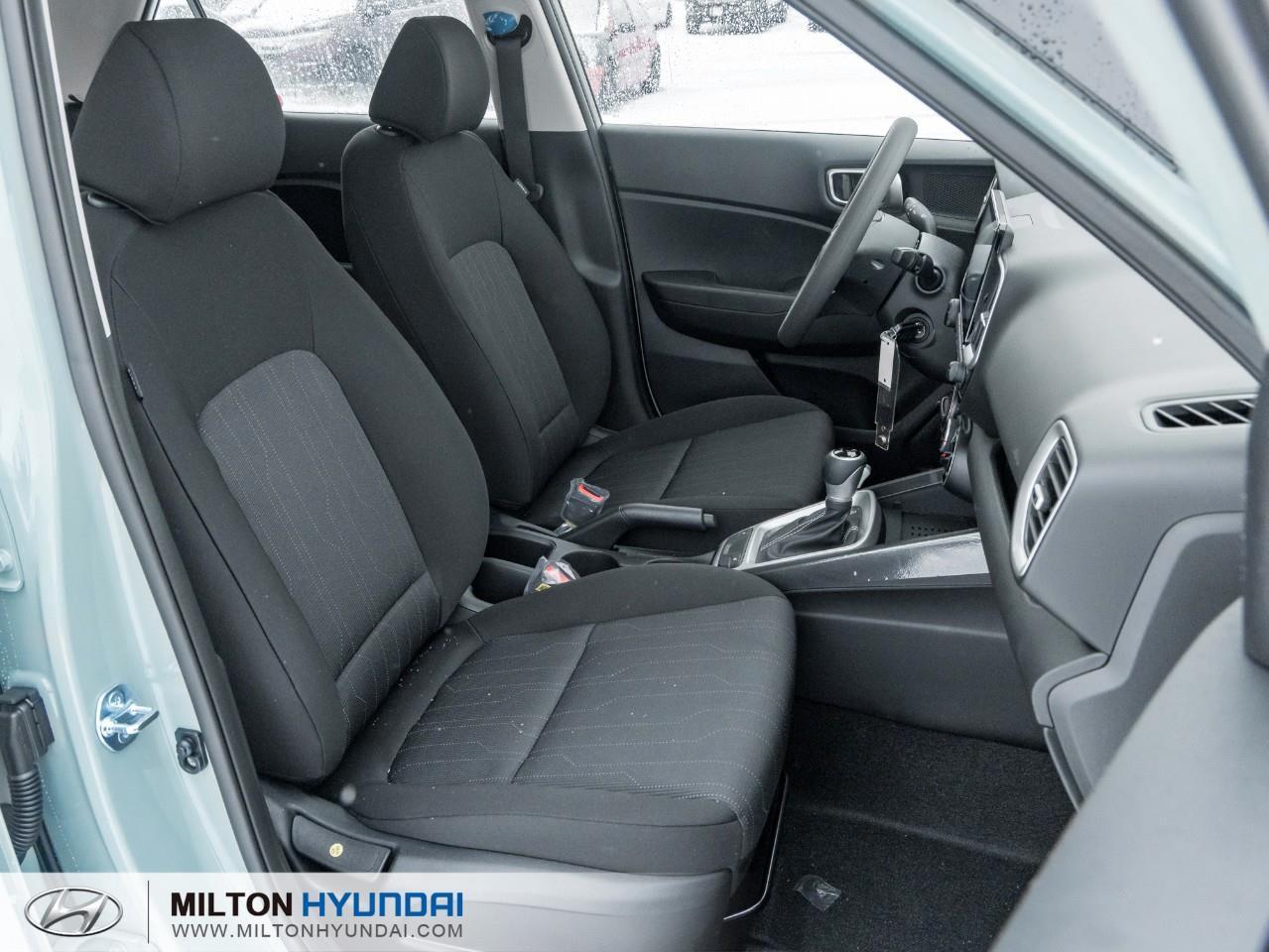 2026 Hyundai Venue Essential w/Two-Tone 4dr Front-Wheel Drive Photo