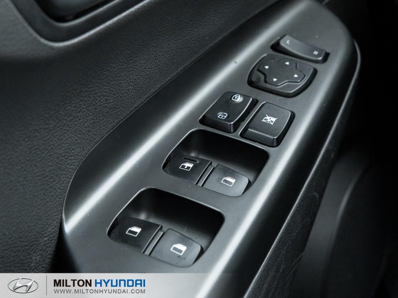 2023 Hyundai KONA 2.0L Essential 4dr All-Wheel Drive Photo