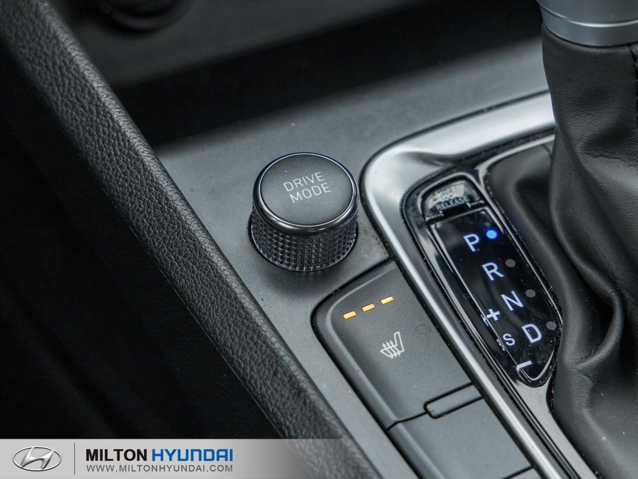 2023 Hyundai KONA 2.0L Essential 4dr All-Wheel Drive Photo