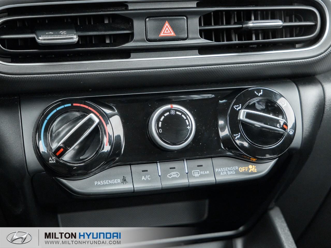 2023 Hyundai KONA 2.0L Essential 4dr All-Wheel Drive Photo