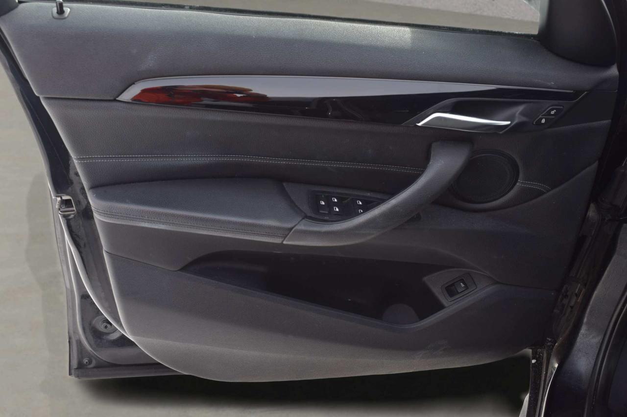 2016 BMW X1 xDrive28i Navi HUD Panoramic Sunroof Photo