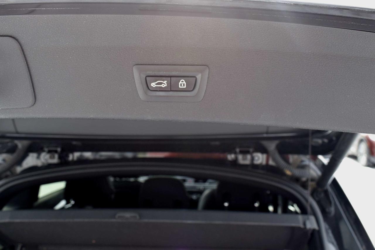 2016 BMW X1 xDrive28i Navi HUD Panoramic Sunroof Photo