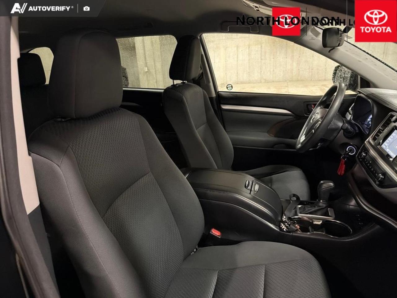 2017 Toyota Highlander  Photo