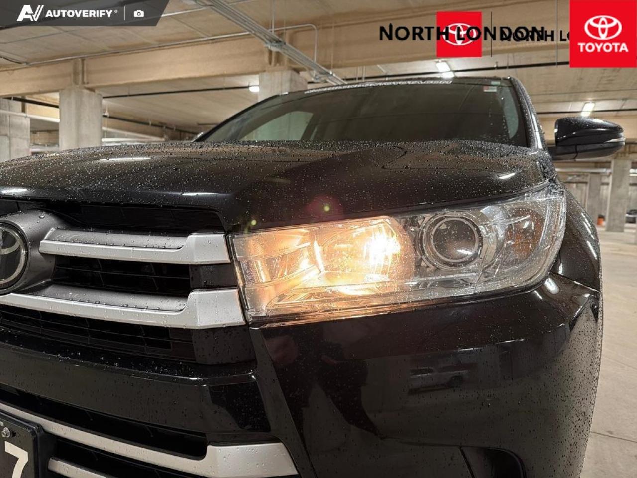 2017 Toyota Highlander  Photo