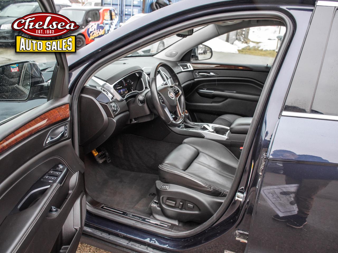 2014 Cadillac SRX Luxury Collection AWD Photo