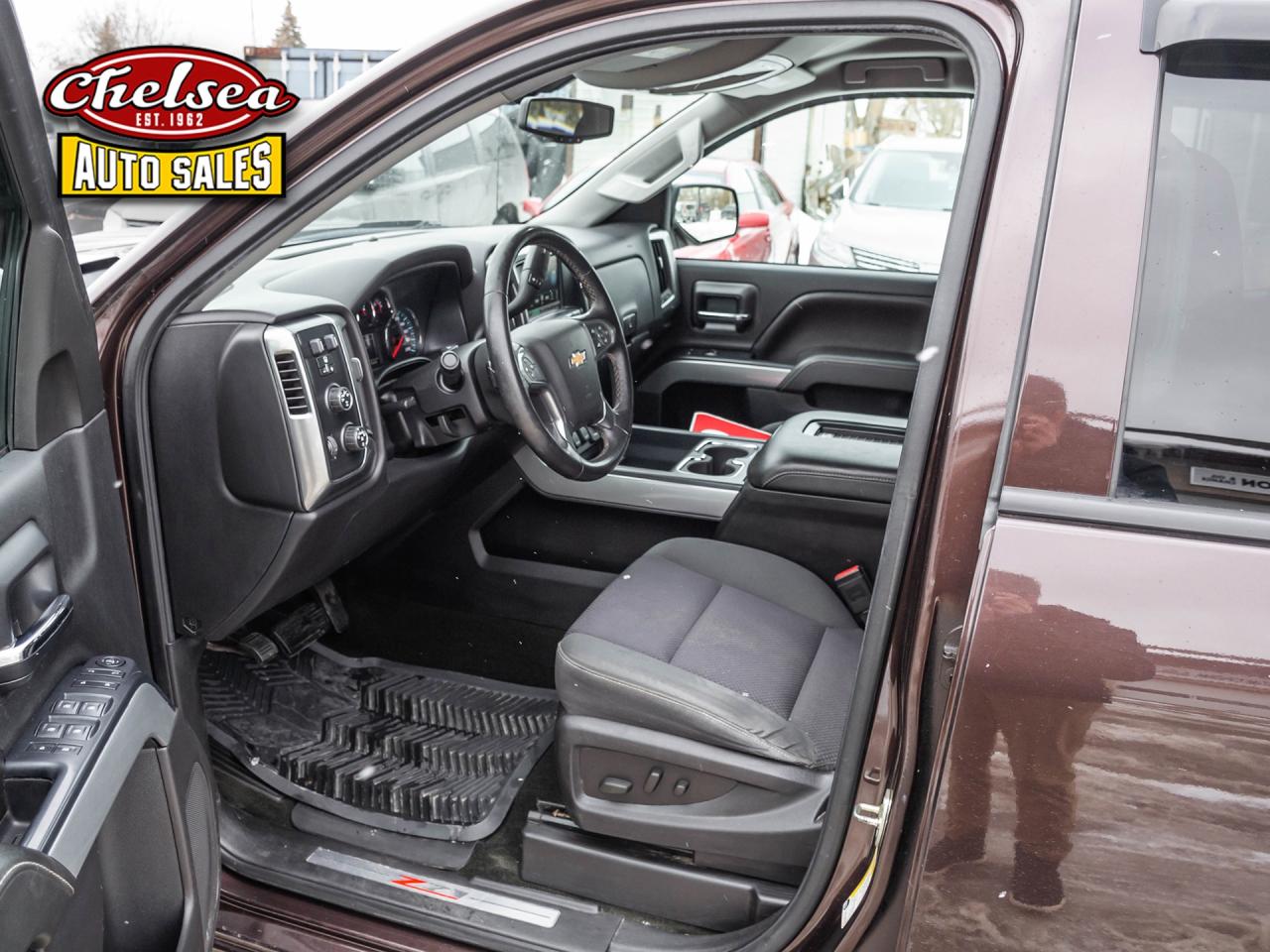 2016 Chevrolet Silverado 1500 LT DOUBLE CAB 4WD Photo