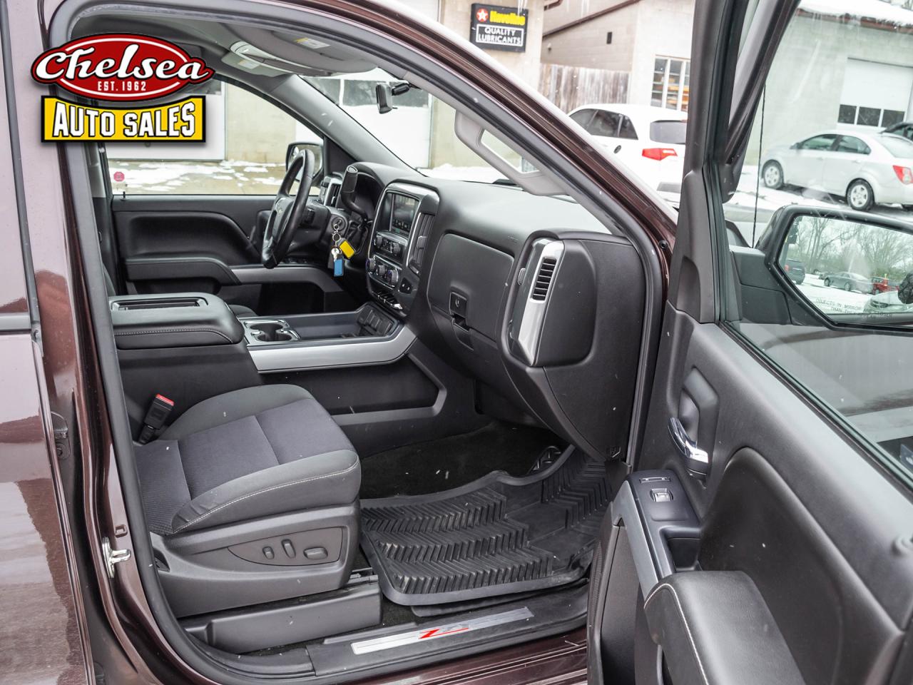 2016 Chevrolet Silverado 1500 LT DOUBLE CAB 4WD Photo