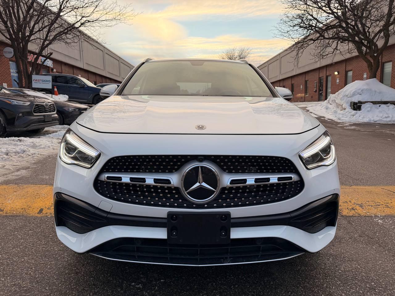 2022 Mercedes-Benz GLA-Class GLA 250 4MATIC SUV Photo