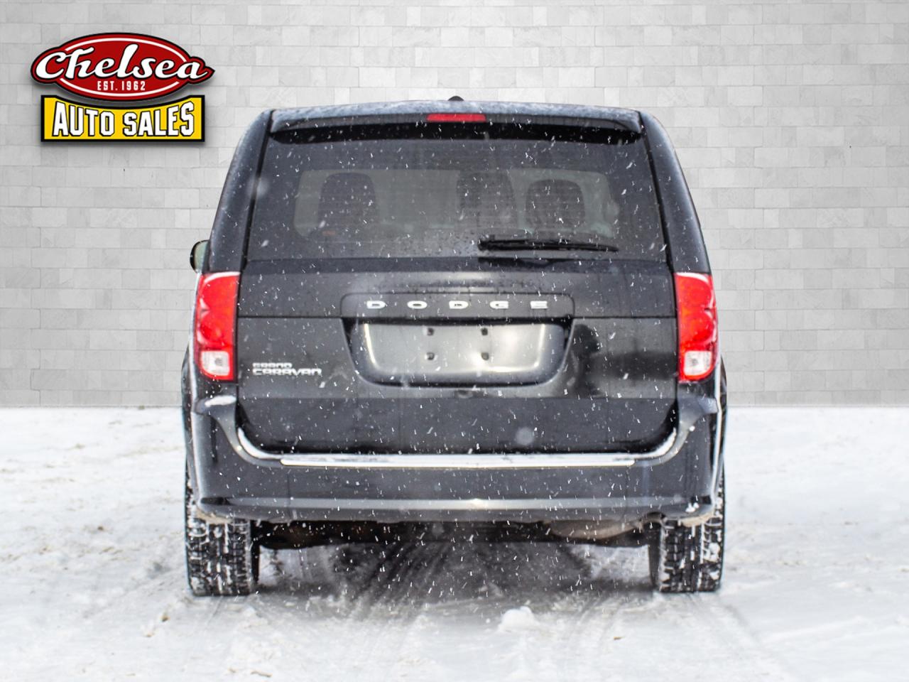 2015 Dodge Grand Caravan SE Photo