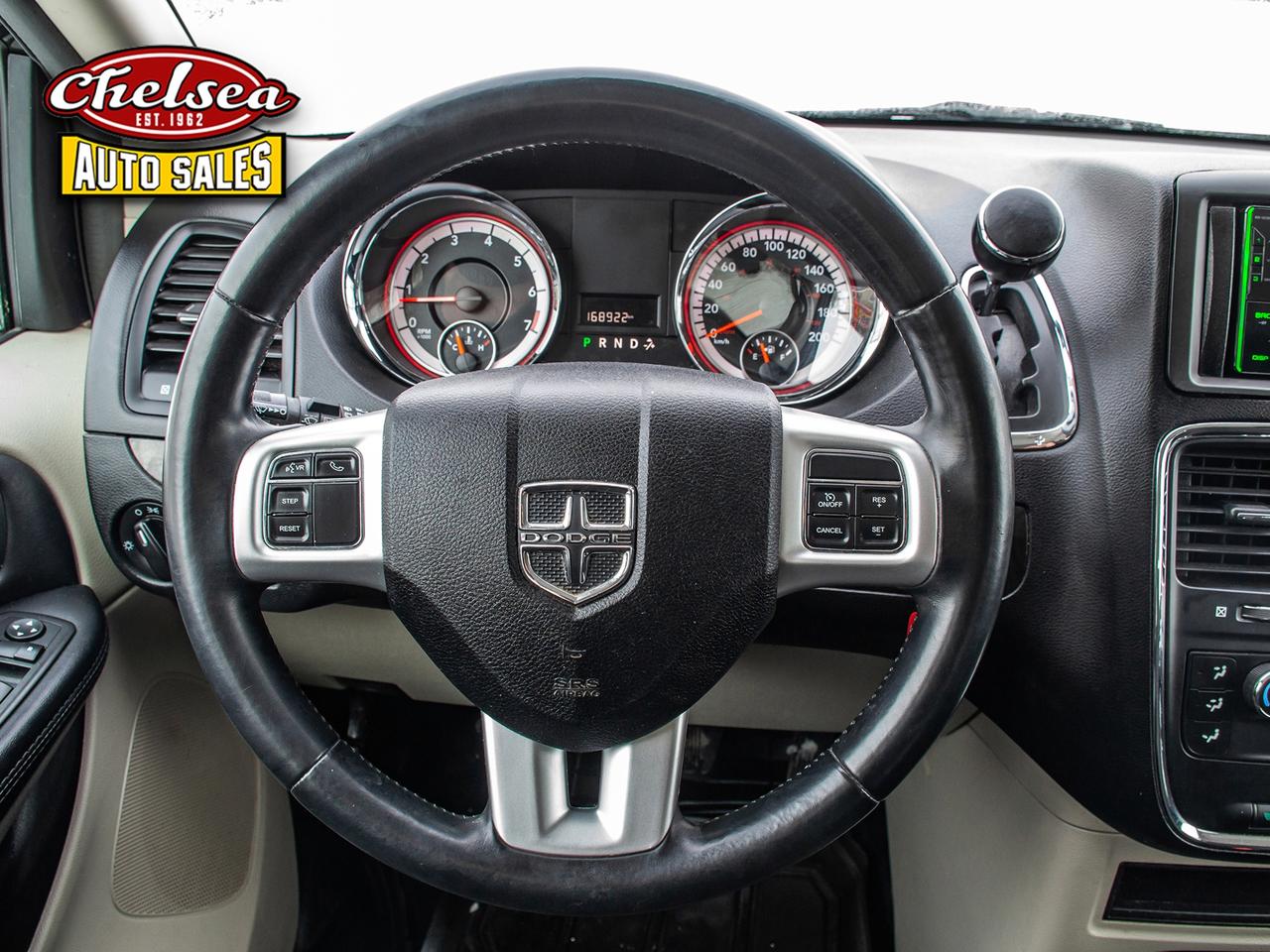 2015 Dodge Grand Caravan SE Photo