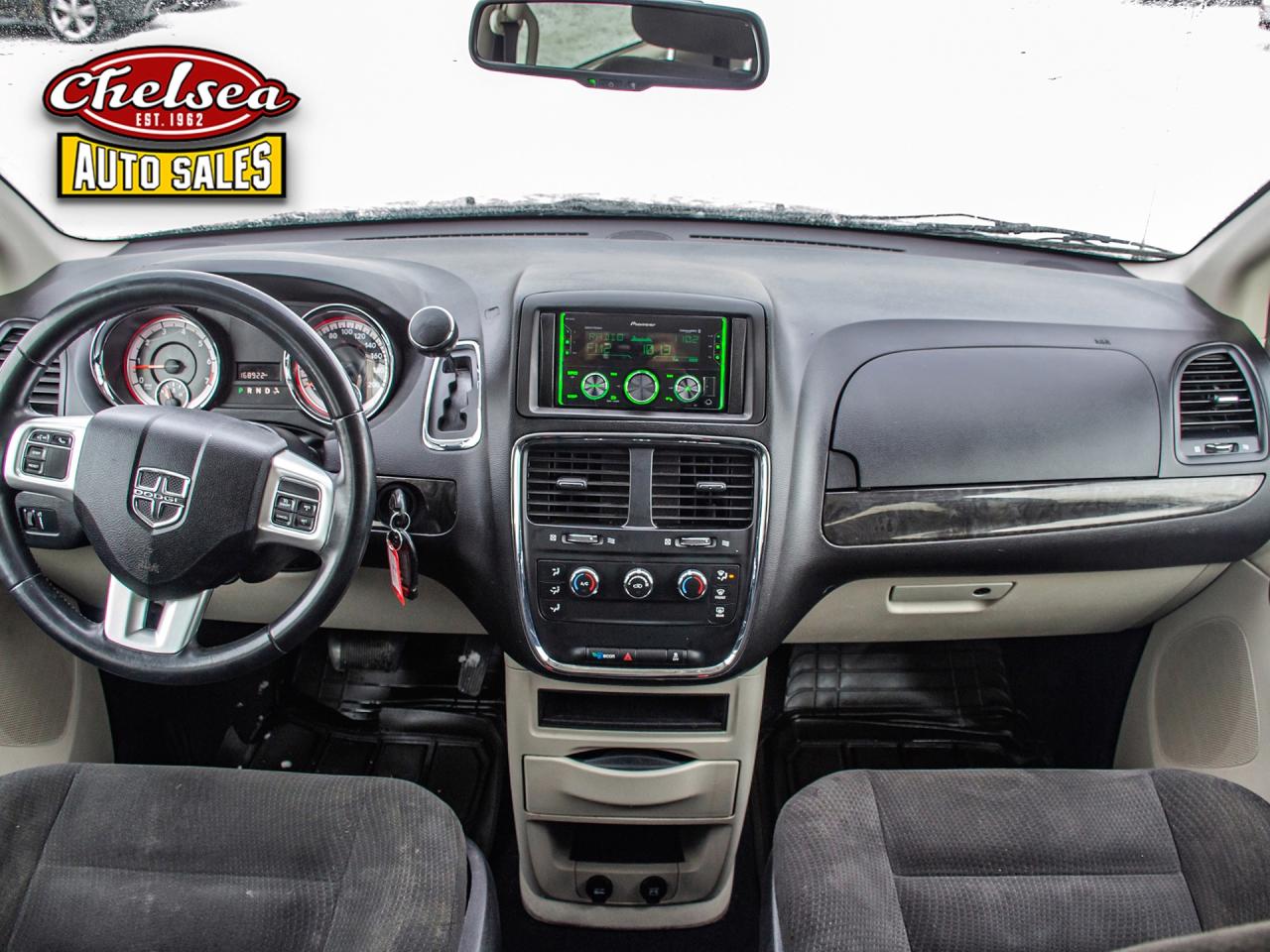 2015 Dodge Grand Caravan SE Photo