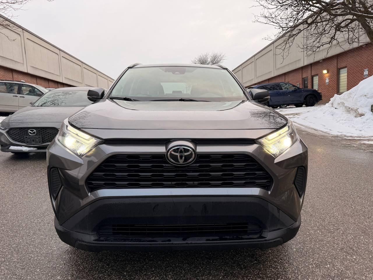2022 Toyota RAV4 XLE AWD Photo