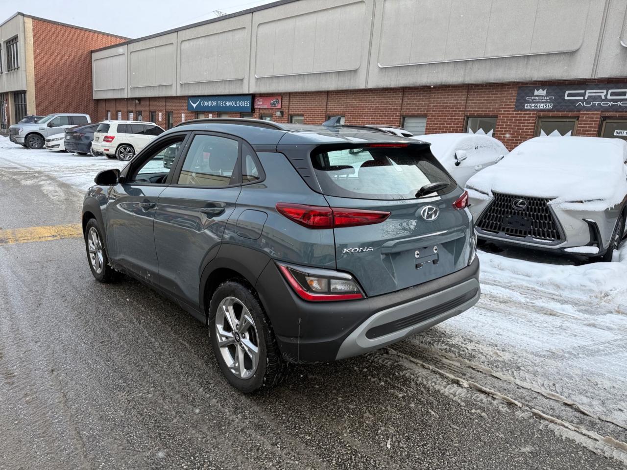 2022 Hyundai KONA 2.0L Preferred FWD Photo4