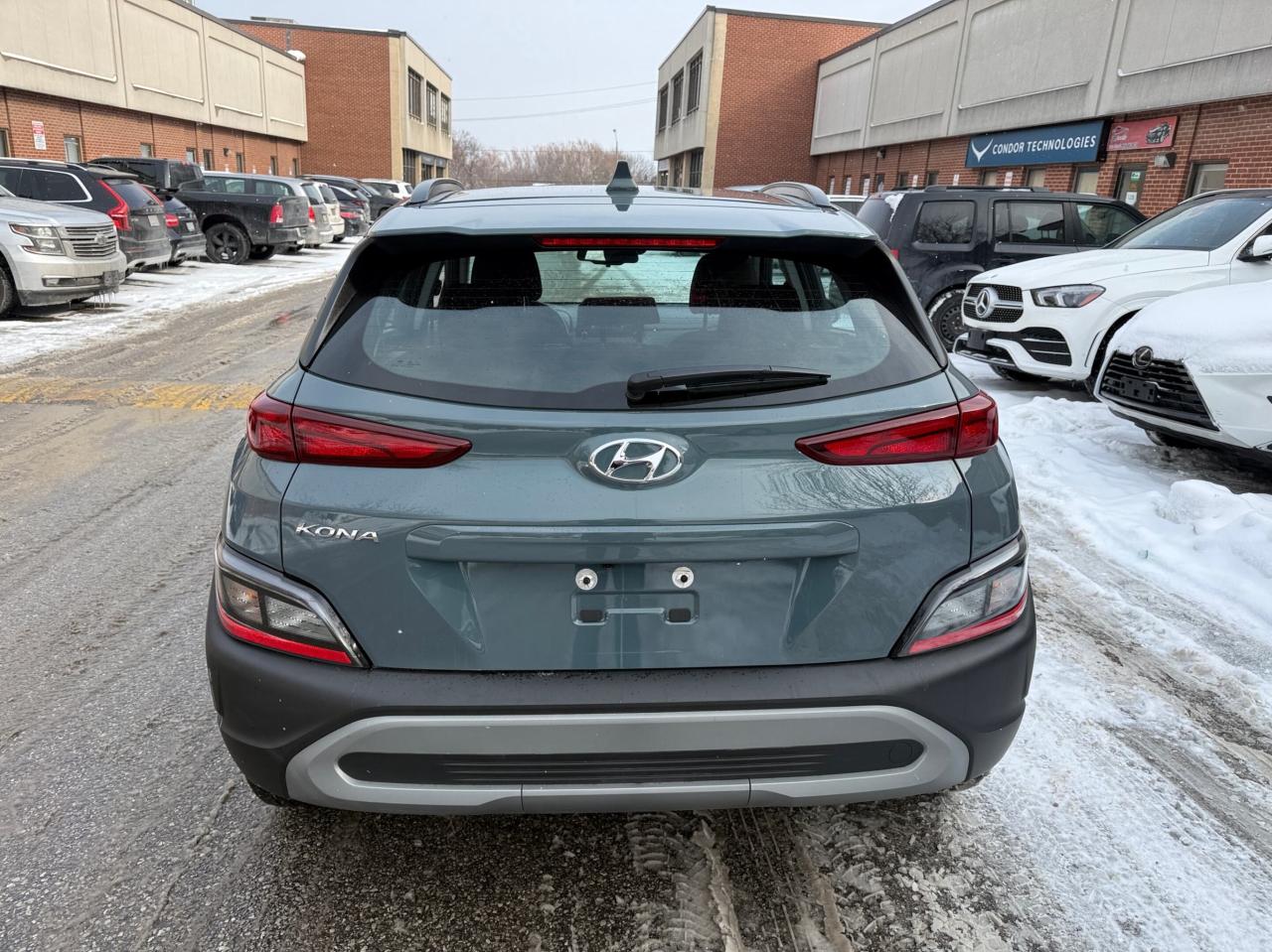 2022 Hyundai KONA 2.0L Preferred FWD Photo