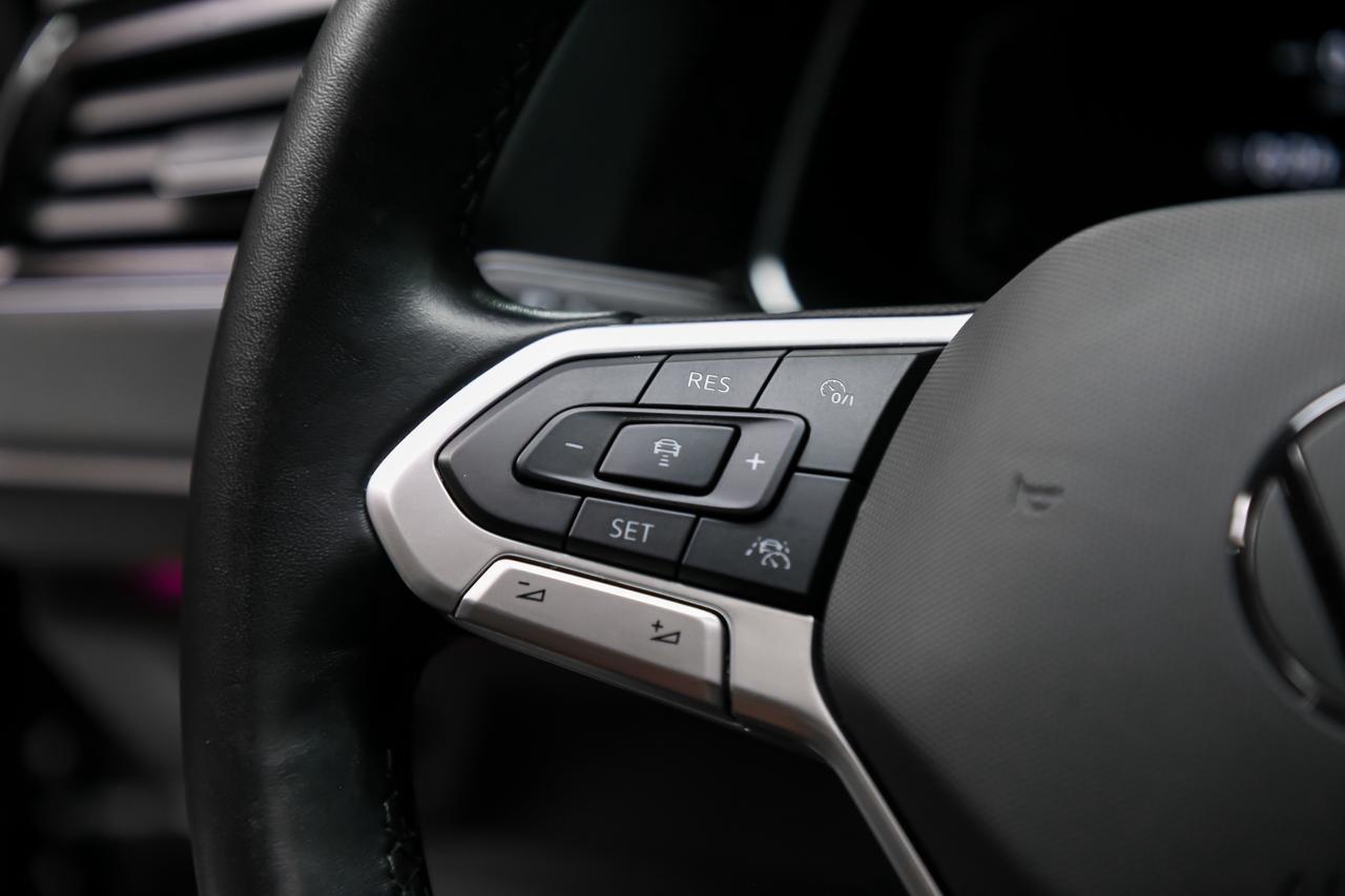 2023 Volkswagen Jetta COMFORTLINE SPORT 1OWNER NOACCIDENT LEATHER ROOF Photo