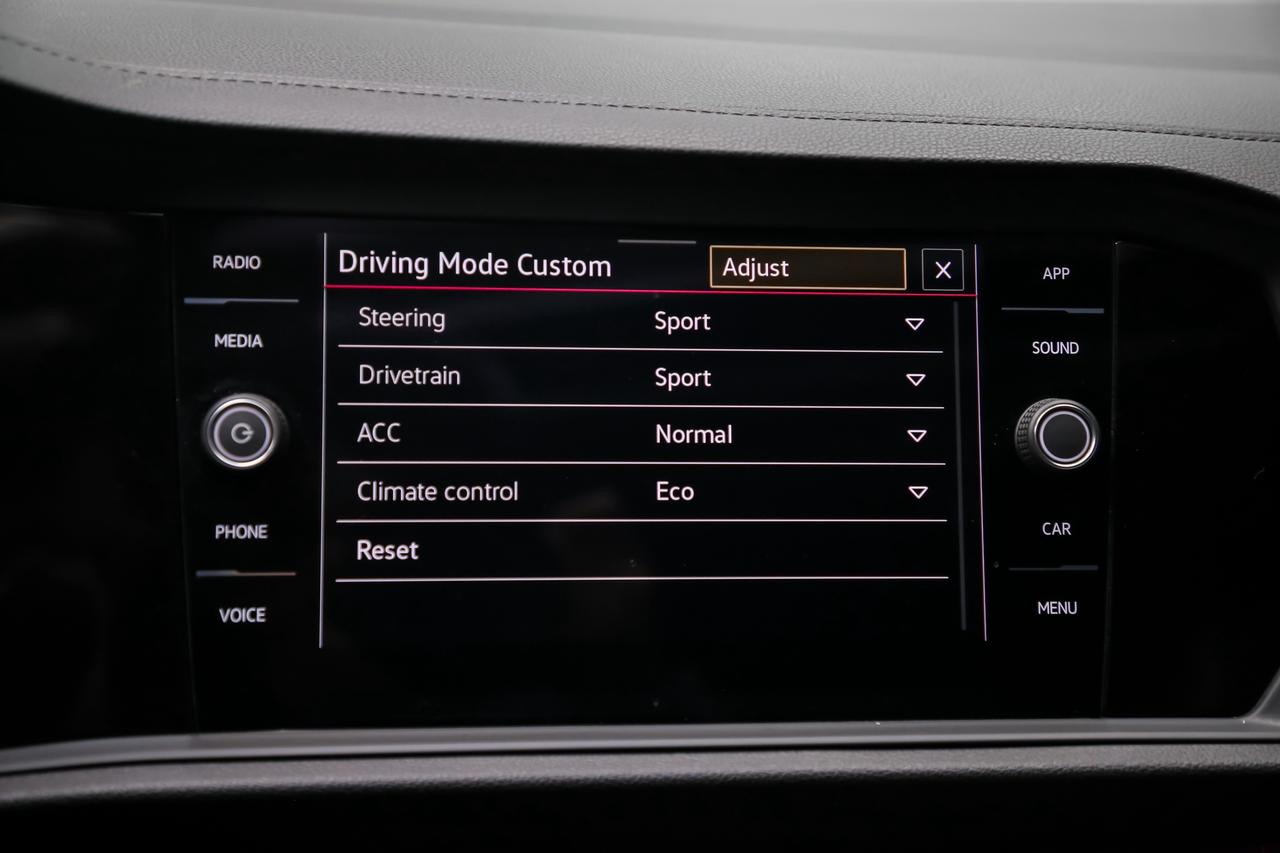 2023 Volkswagen Jetta COMFORTLINE SPORT 1OWNER NOACCIDENT LEATHER ROOF Photo