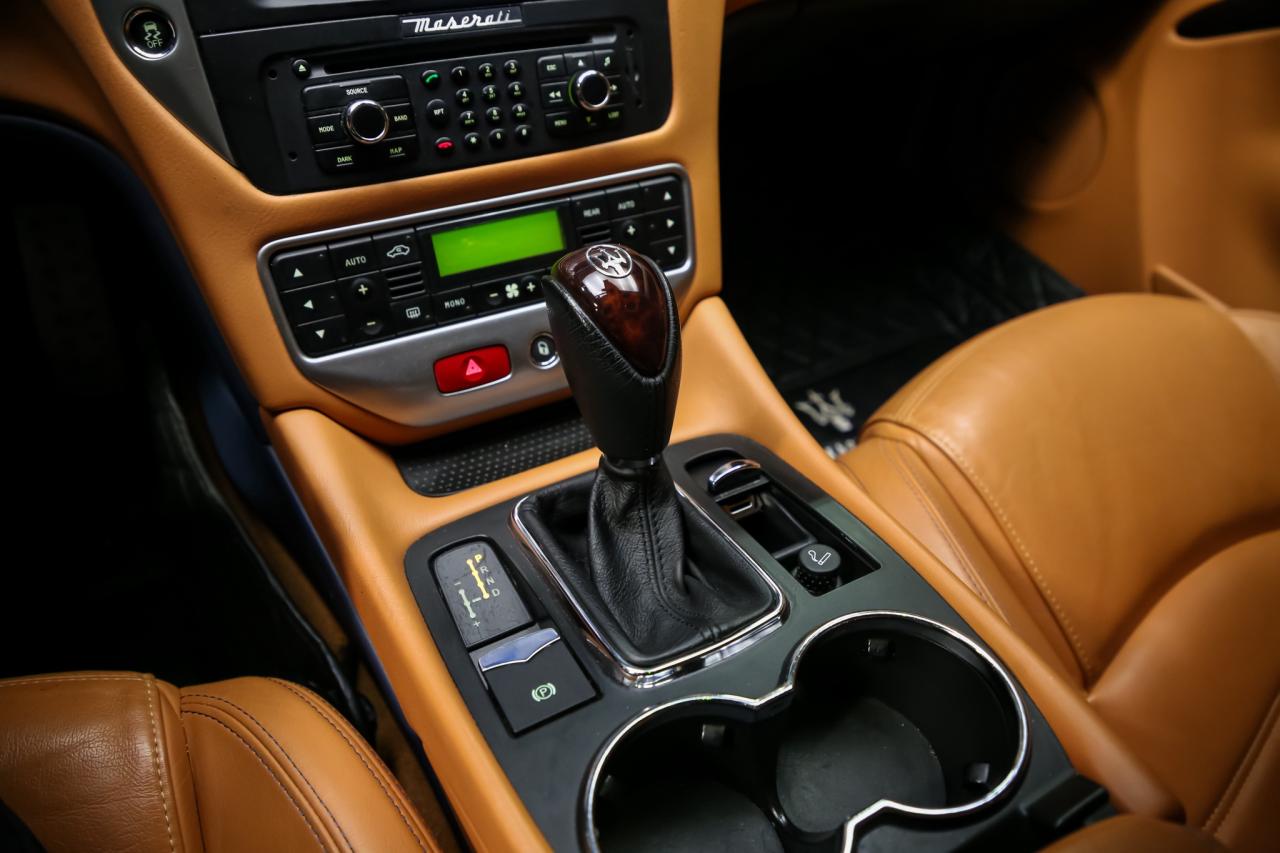 2015 Maserati GranTurismo SPORT COUPE 4.7 V8  BEIGEINT SPORTEXHAUST NAV BOSE Photo