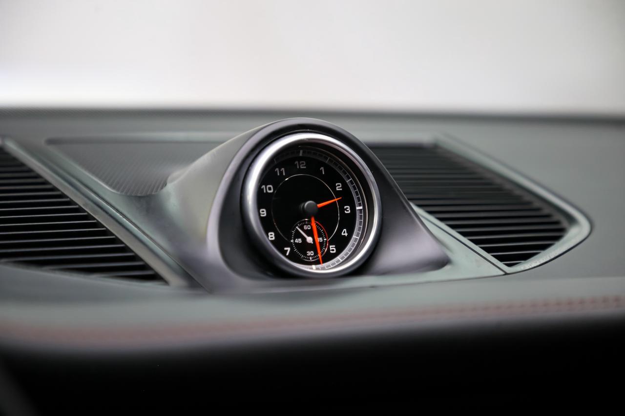 2020 Porsche Macan S PREMIUM PLUS AWD NOACCIDNT LOWKMS PDLS+ REDINT Photo