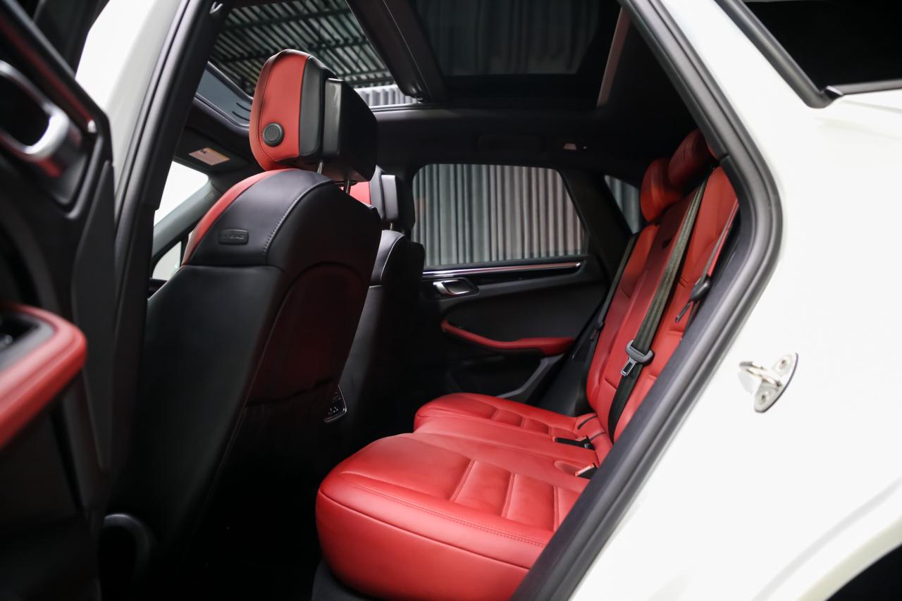 2020 Porsche Macan S PREMIUM PLUS AWD NOACCIDNT LOWKMS PDLS+ REDINT Photo