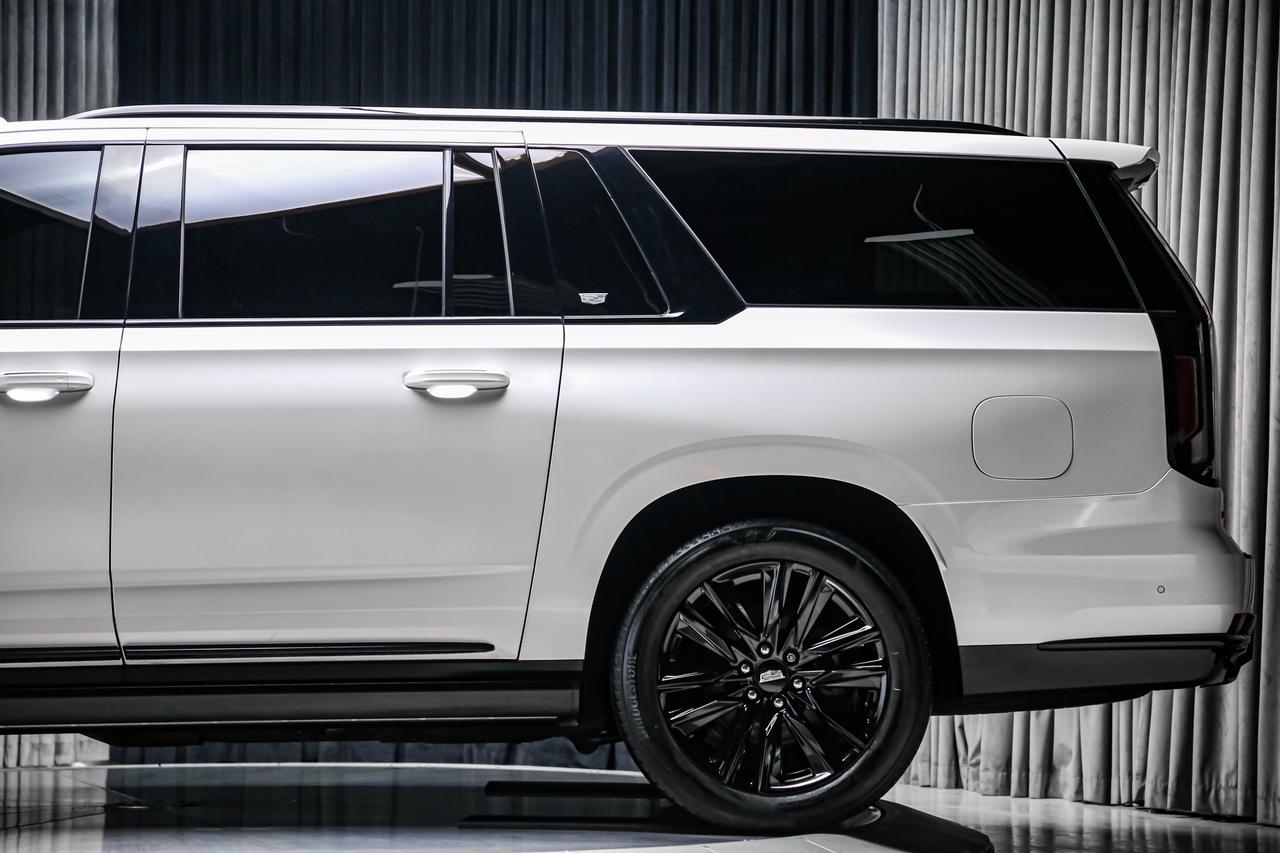 2022 Cadillac Escalade ESV SPORT PLATINUM 4WD REAR.TV NOACCIDENT SERV.REC Photo