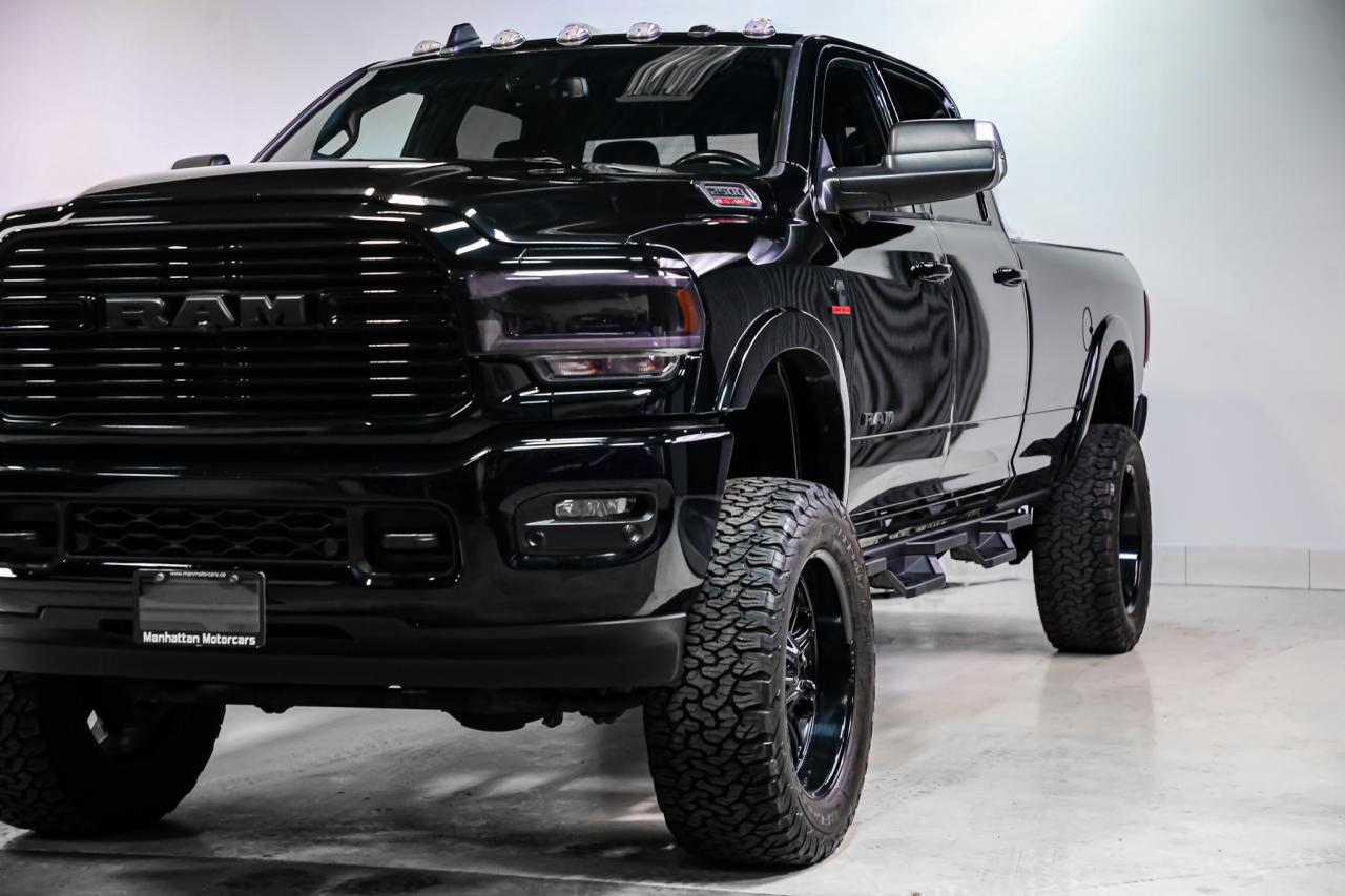 2022 RAM 2500 LARAMIE CREW CAB 6.7L CUMMINS NIGHT EDITION 4X4 Photo