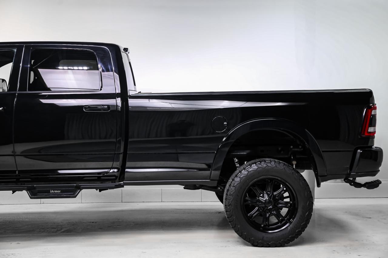 2022 RAM 2500 LARAMIE CREW CAB 6.7L CUMMINS NIGHT EDITION 4X4 Photo