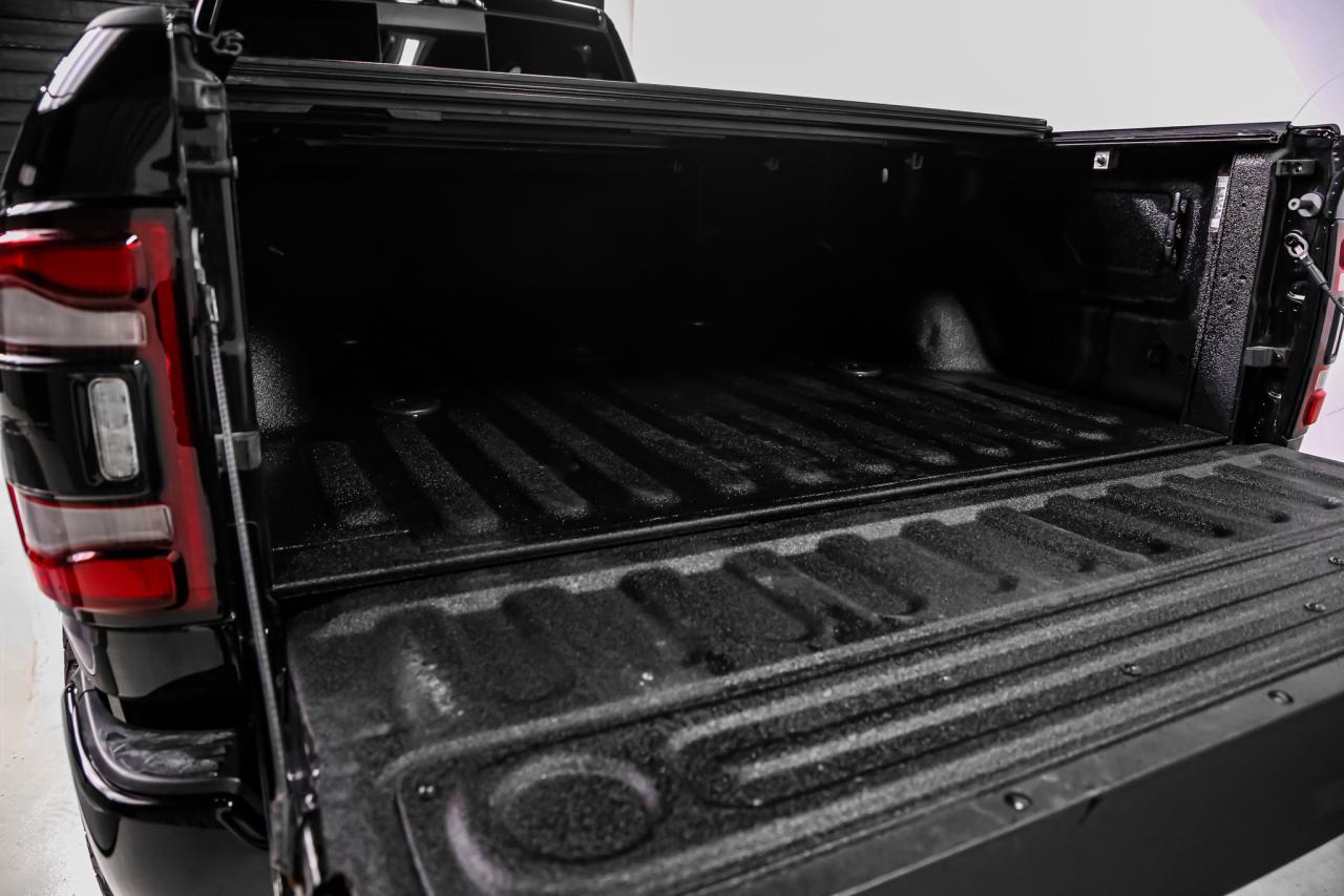 2022 RAM 2500 LARAMIE CREW CAB 6.7L CUMMINS NIGHT EDITION 4X4 Photo