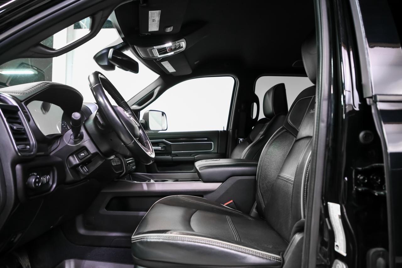 2022 RAM 2500 LARAMIE CREW CAB 6.7L CUMMINS NIGHT EDITION 4X4 Photo