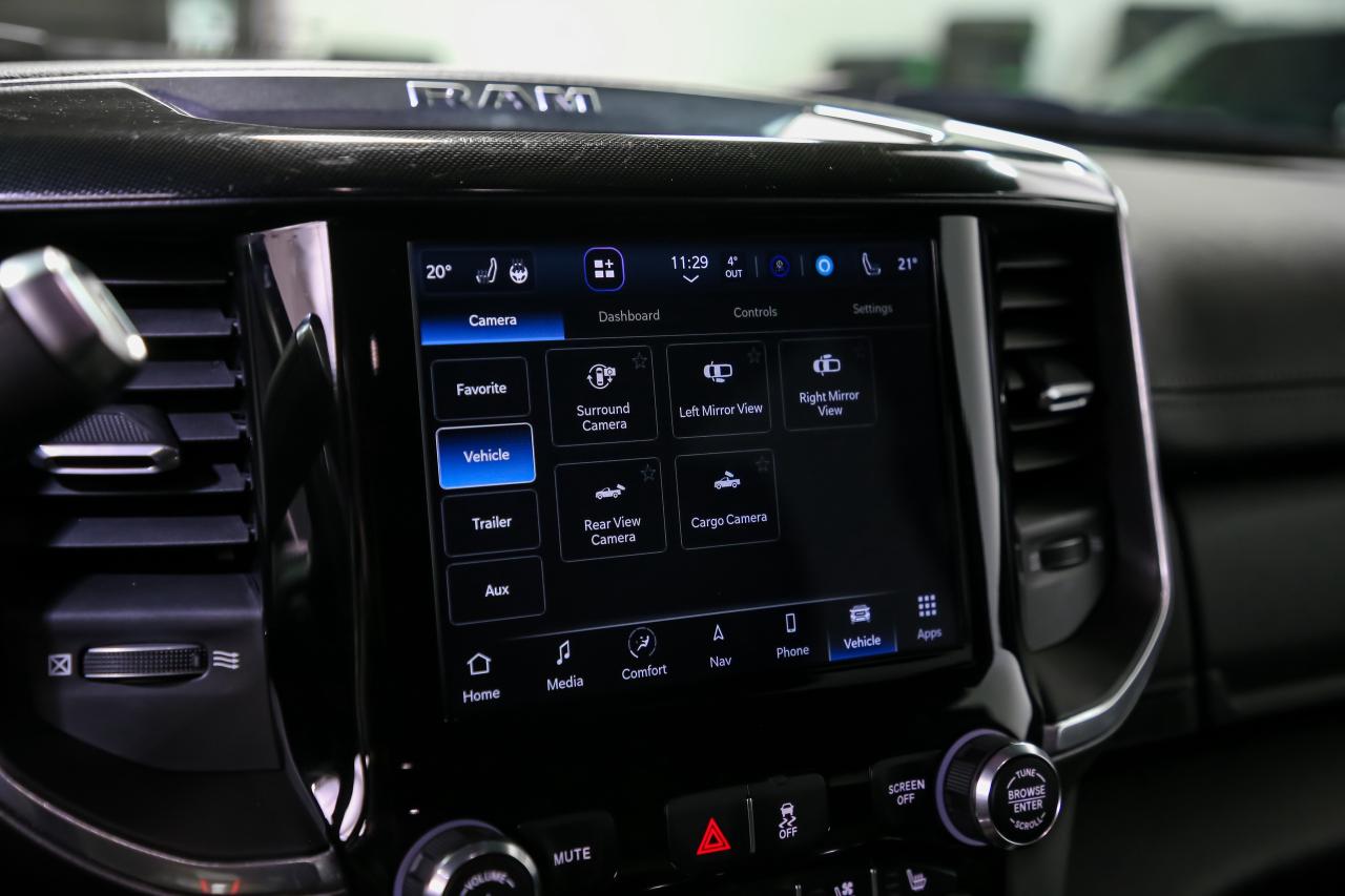 2022 RAM 2500 LARAMIE CREW CAB 6.7L CUMMINS NIGHT EDITION 4X4 Photo