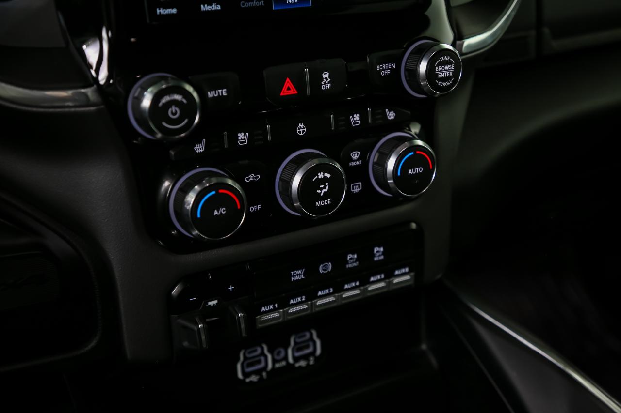 2022 RAM 2500 LARAMIE CREW CAB 6.7L CUMMINS NIGHT EDITION 4X4 Photo