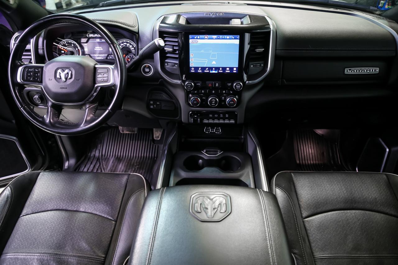 2022 RAM 2500 LARAMIE CREW CAB 6.7L CUMMINS NIGHT EDITION 4X4 Photo