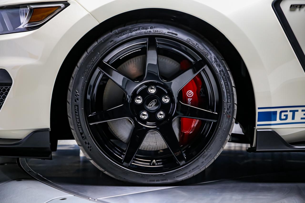 2020 Ford Mustang SHELBY GT350R HERITAGE EDITION 5.2L V8  RARE LOWKM Photo