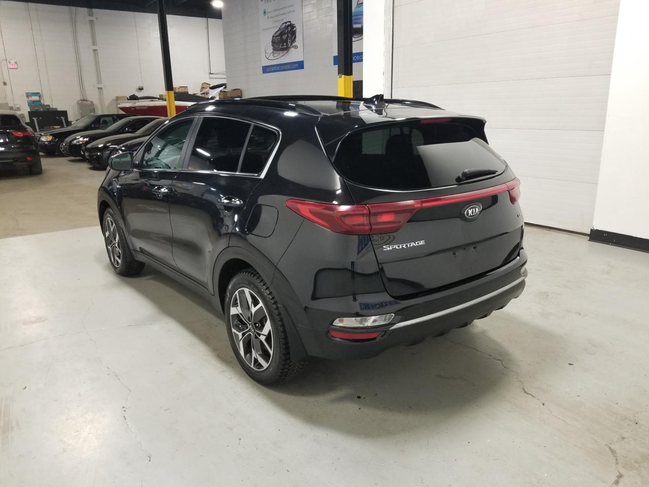 2020 Kia Sportage EX 4dr All-wheel Drive Photo4