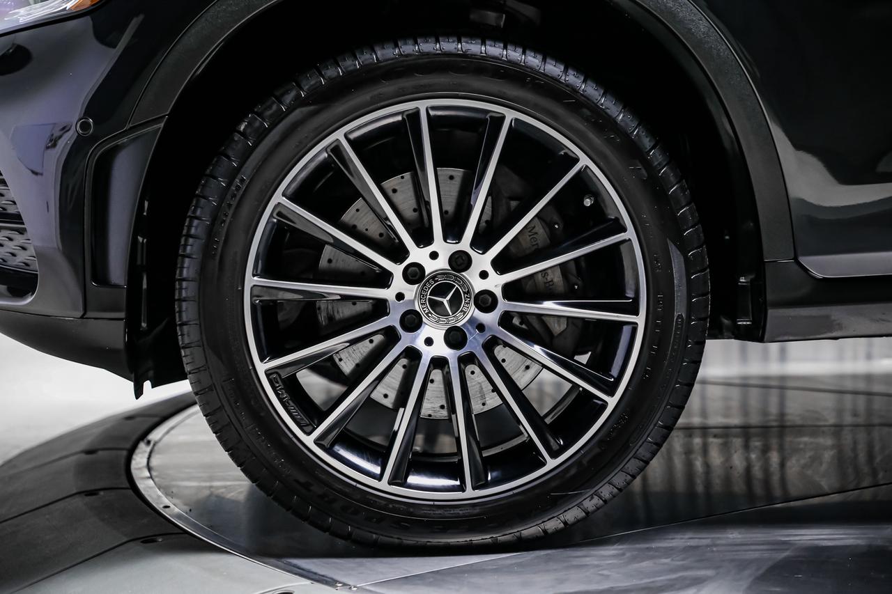 2020 Mercedes-Benz GLC 300 4MATIC COUPE AMG LINE LOADED NOACCIDNT NITEPKG Photo